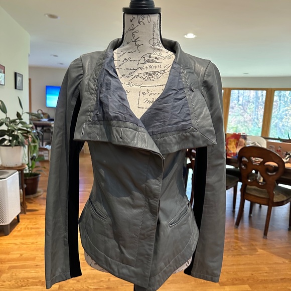 Graham & Spencer Jacket - Picture 1 of 7